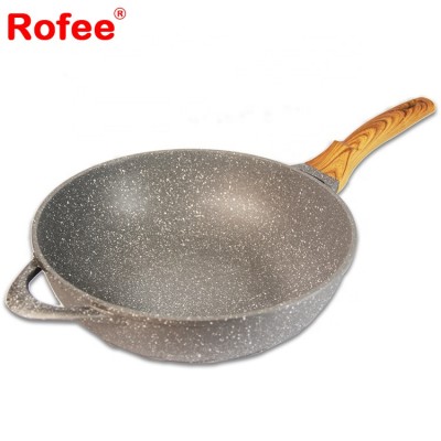 die cast Aluminum   induction bottom nonstick wok with  wooden soft touch  handle